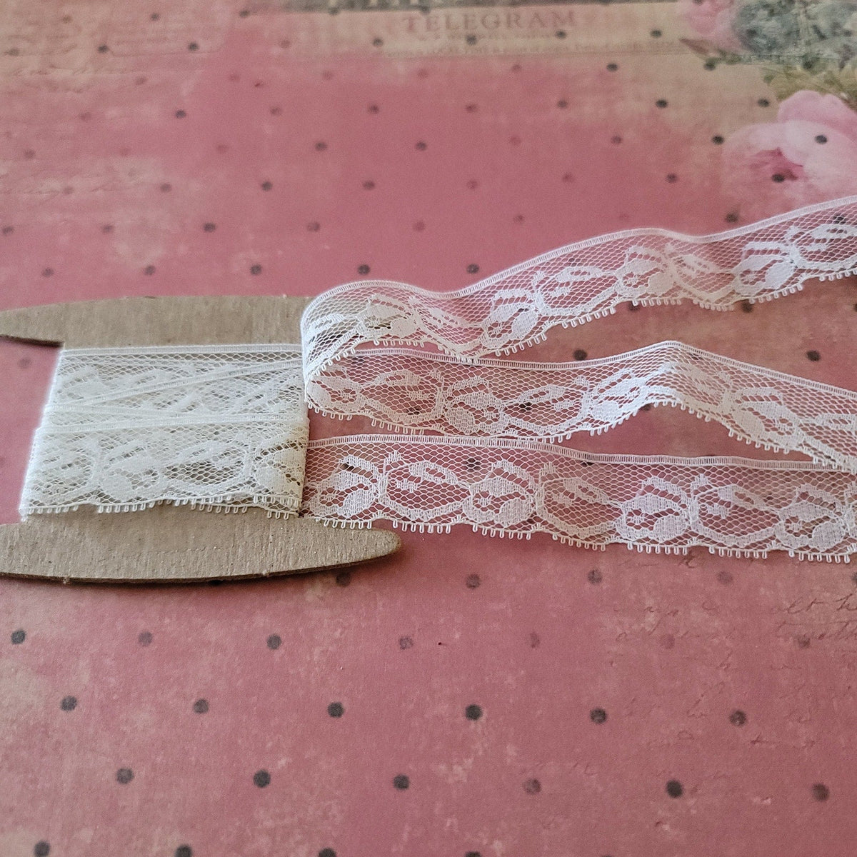 A-06 - 3/4" Vintage Lace - 1 yard