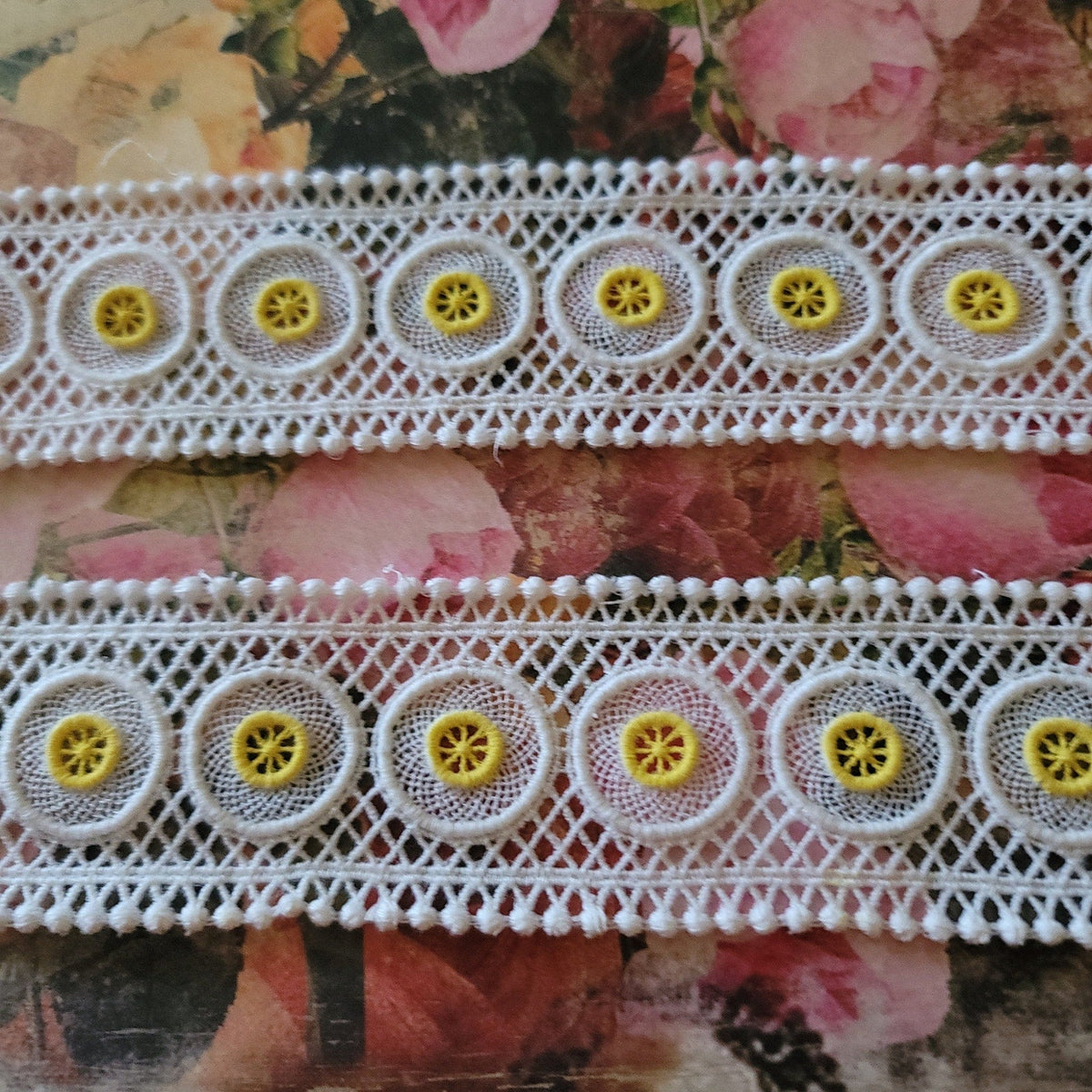 B-38 - 1 3/4" Vintage Lace - 1 Yard