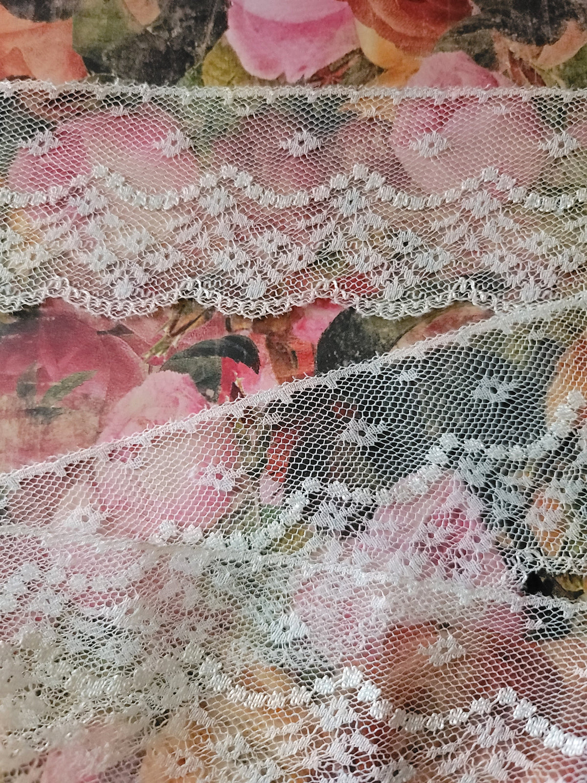 C-37 - 2 1/4" Vintage Lace - 1 Yard