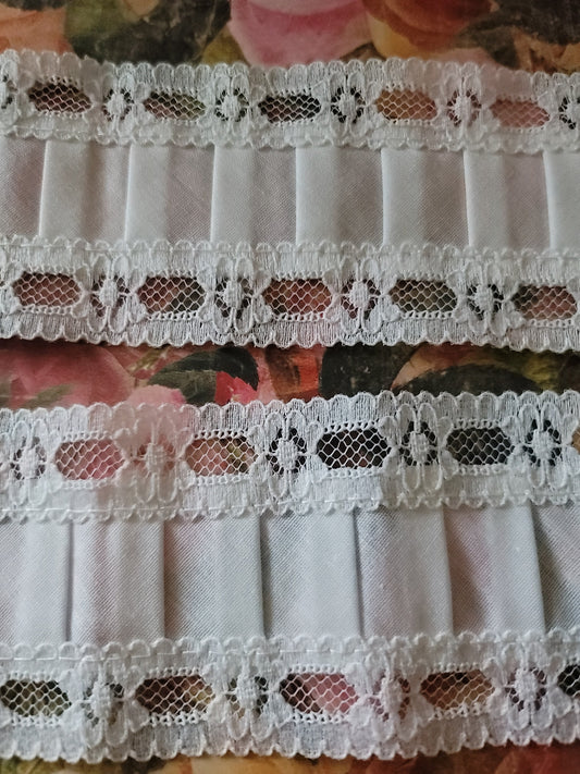 C-60 - 2" Vintage Lace - 1 Yard