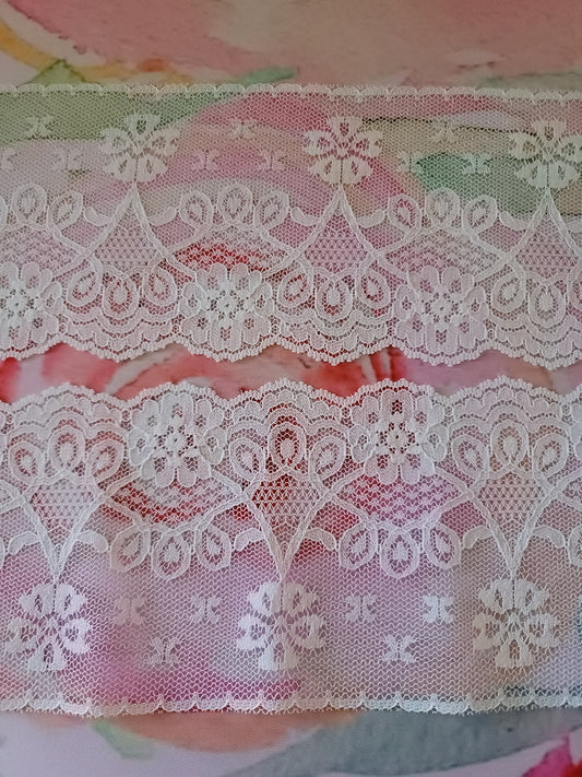 D-09 - 3 7/8" Vintage Lace - 1 Yard