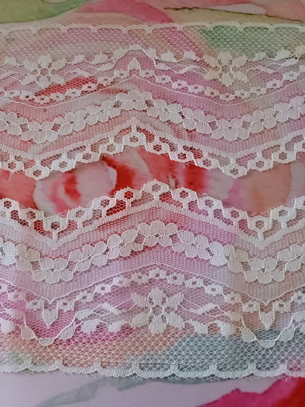 D-13 - 3 3/4" Vintage Lace - 1 Yard