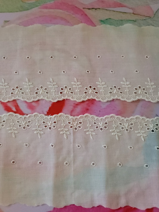D-14 - 3 3/4" Vintage Lace - 1 Yard