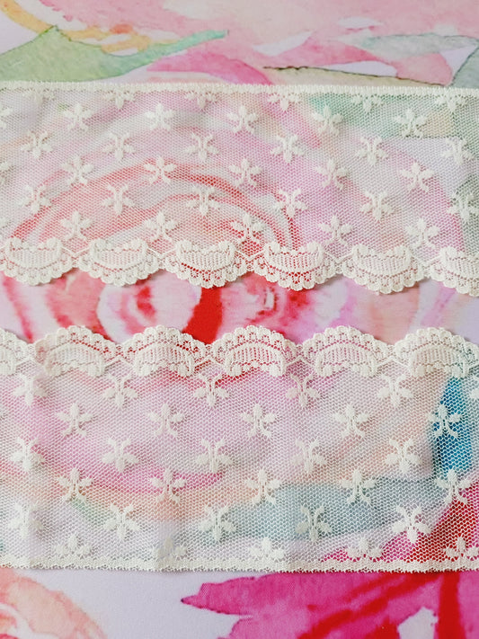 E-11 - 4" Vintage Lace - 1 Yard