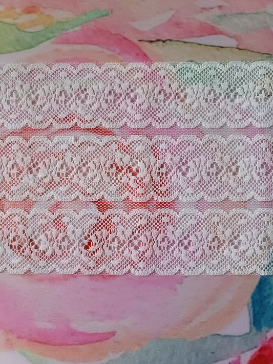 F-08 - 5 1/4" Vintage Lace - 1 Yard