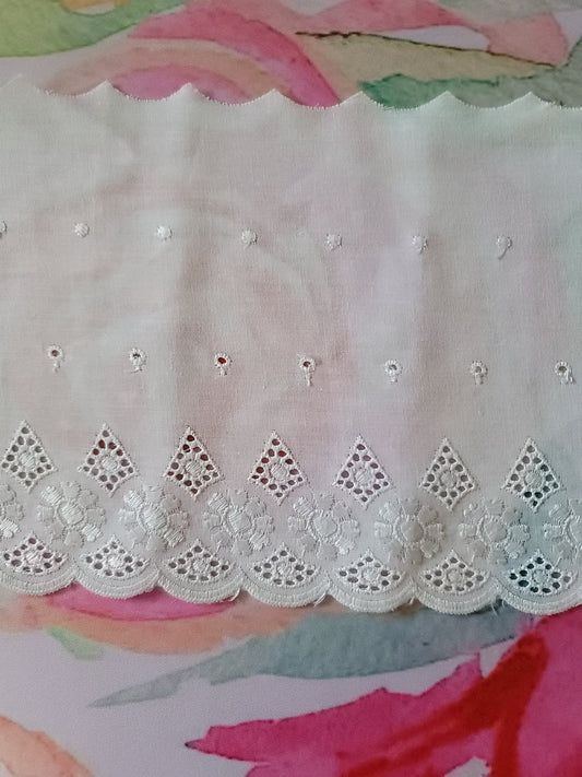 G-05 - 6" Vintage Lace - 1 Yard
