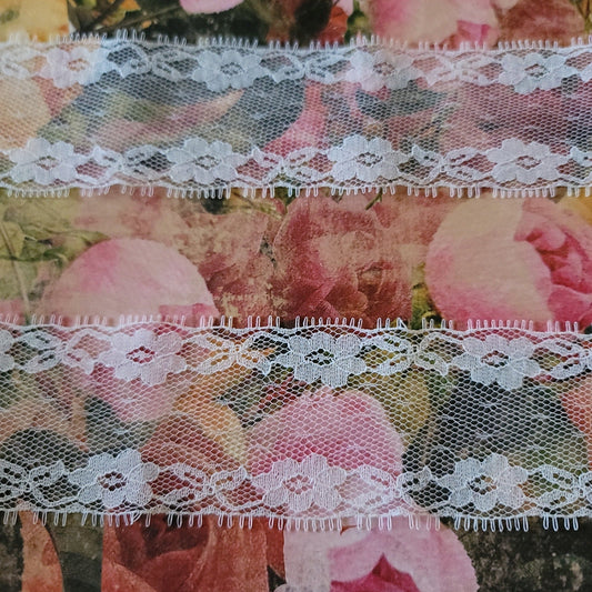 B-87 - 1 1/2" Vintage Lace - 1 Yard