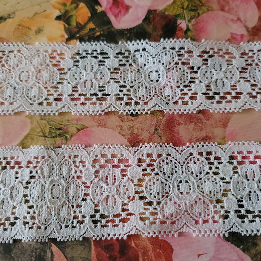 B-77 - 1 3/4" Vintage Lace - 1 Yard