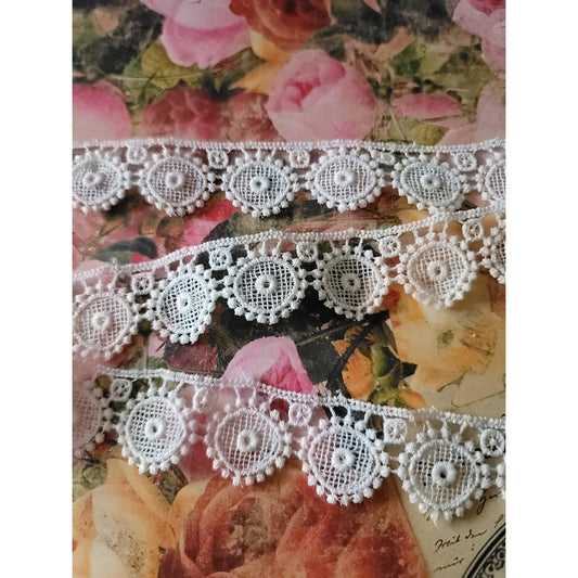 B-58 - 1" Vintage Lace - 1 Yard